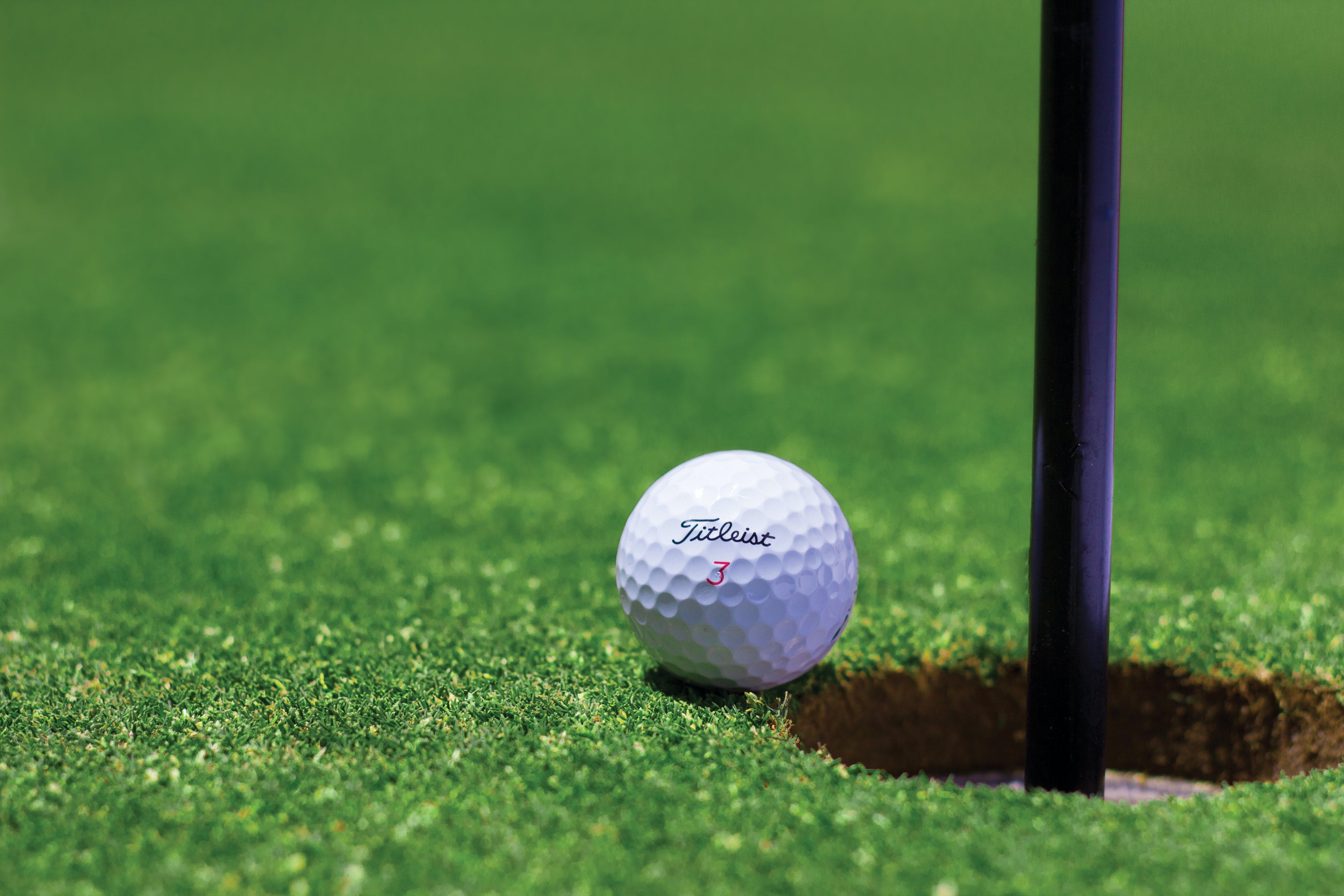 5 Great Reasons to Try Golf This Month